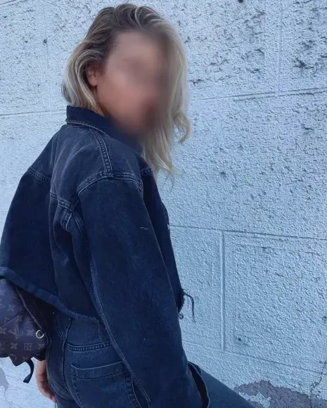 Celina, 31