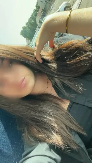 Emilia, 18