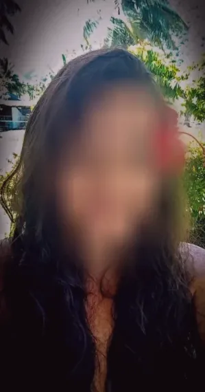 Emma, 40