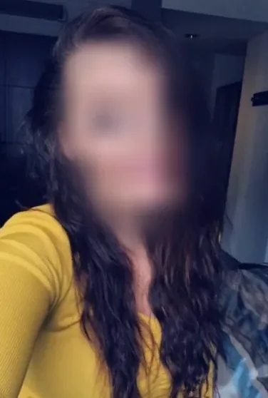 Fiona, 35