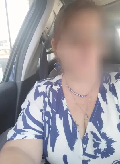Jacqueline, 40