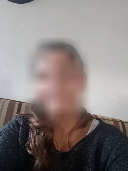 Juliane, 25