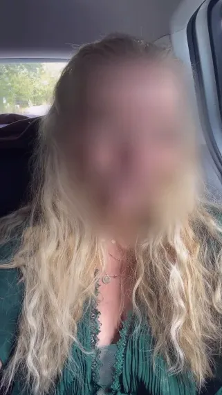 Katharina, 29