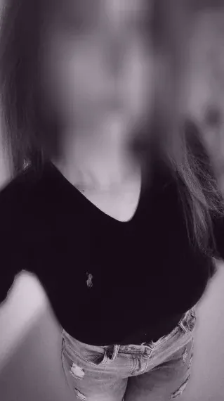Marina, 26