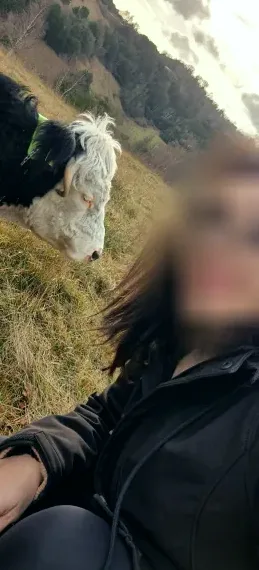Mia, 38