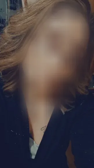 Nadja, 29
