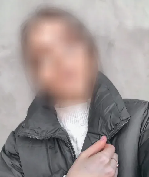 Saskia, 23