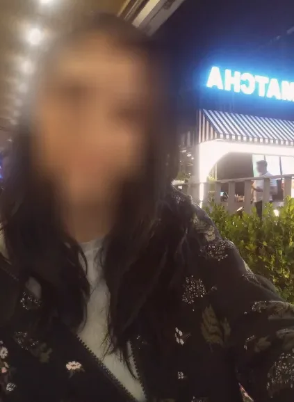 Simone, 40